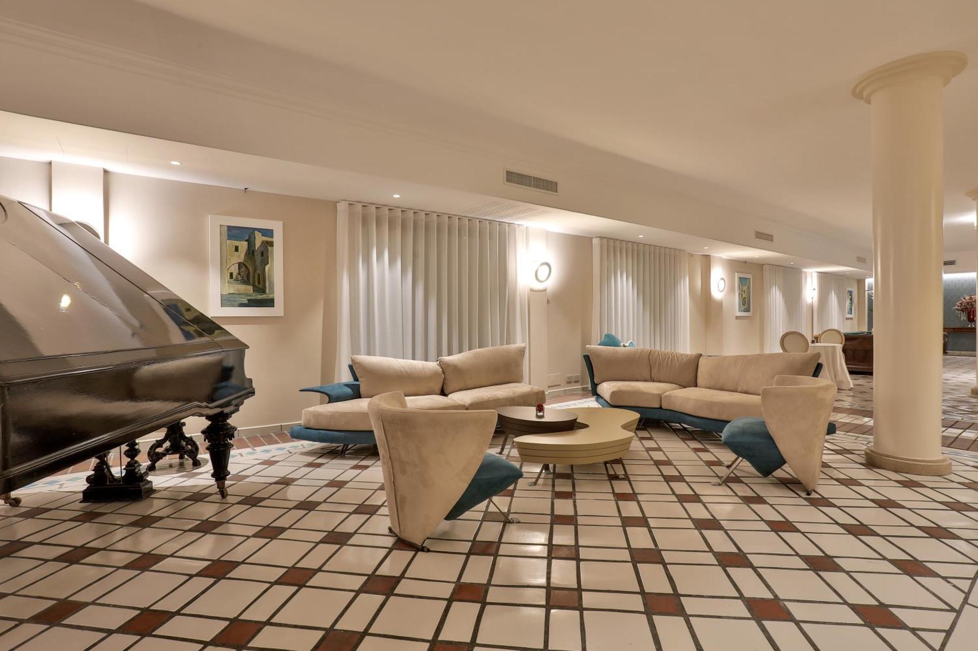 Hotel Hermitage Galatina Exterior photo